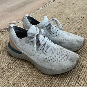 Epic React Flyknit Running Shoes